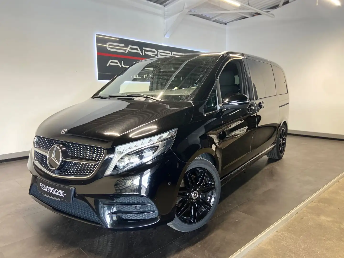 Mercedes-Benz V 220 d EDITION 2020 kompakt *AMG*Ambi*AHK* Schwarz - 1