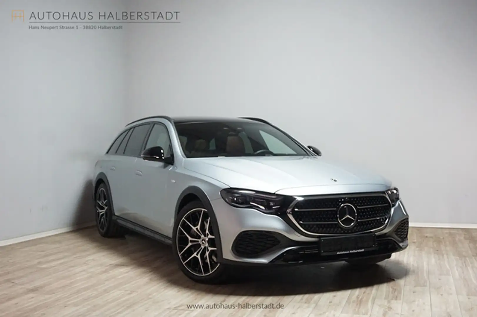 Mercedes-Benz E 300 de All-Terrain 4Matic Night/Superscreen Silber - 1