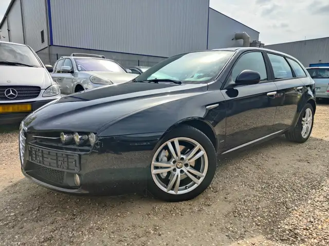 Alfa Romeo 159 Distinctive