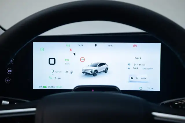 Omoda 5 view 16