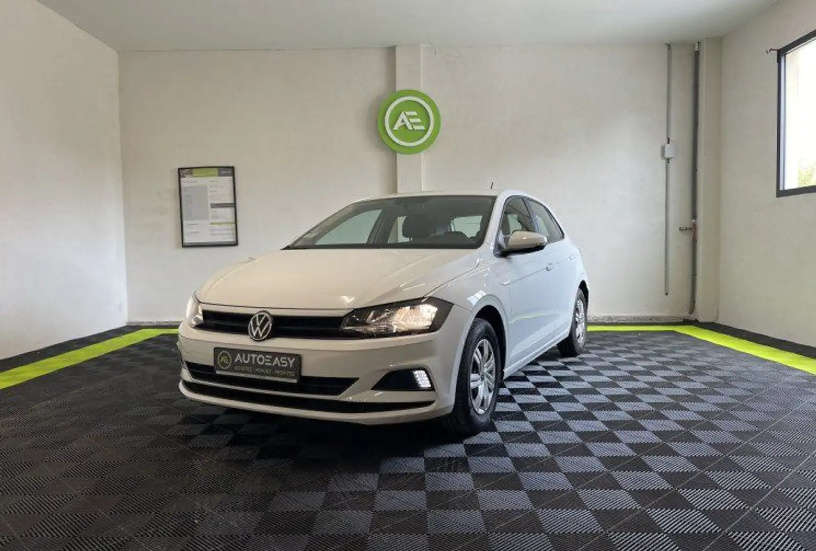 Volkswagen Polo VI 1.0 80ch / 1ère main / Suivi entretien complet Blanco - 1