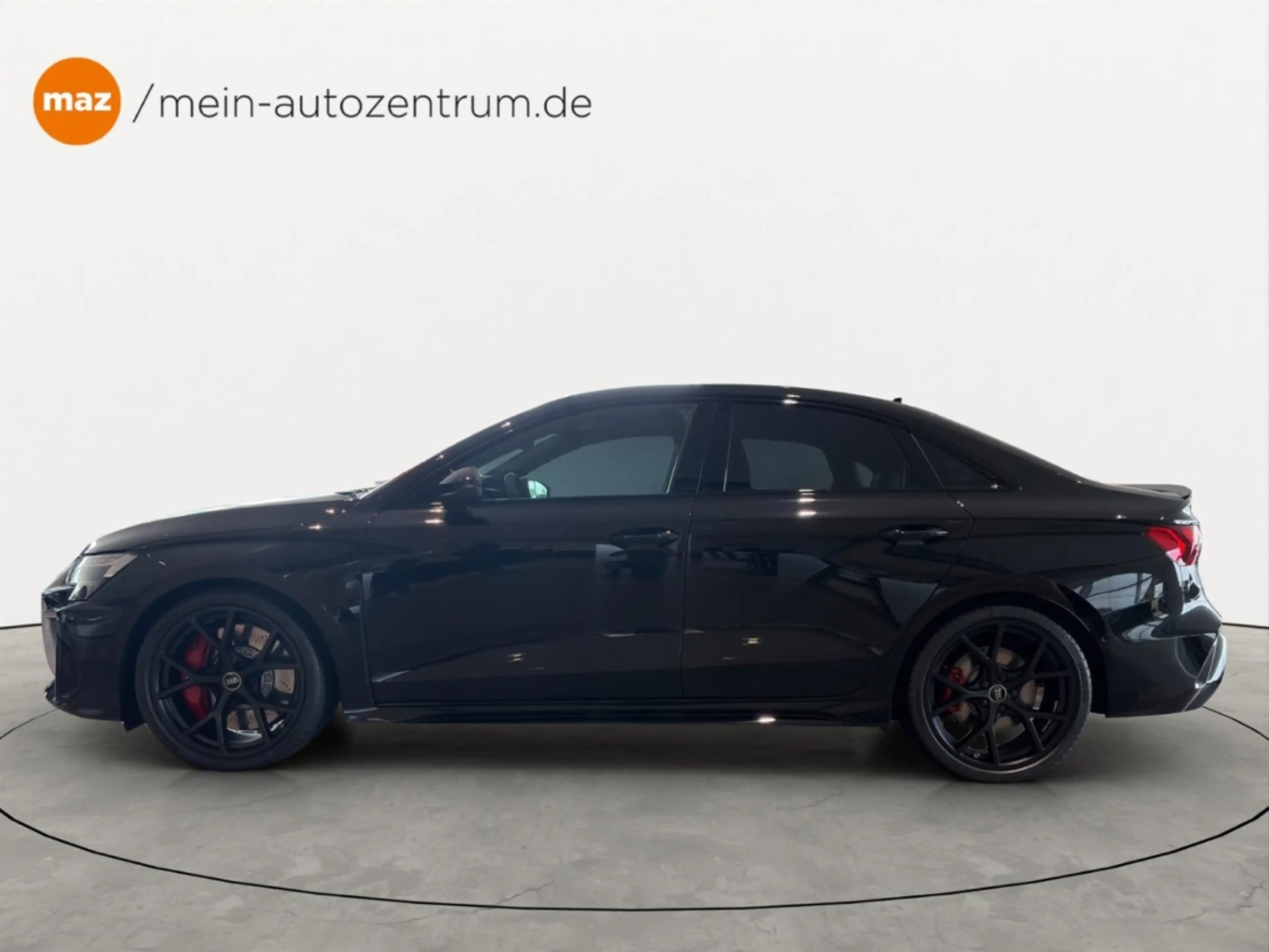 Audi RS3 Limousine S tronic — photo 3