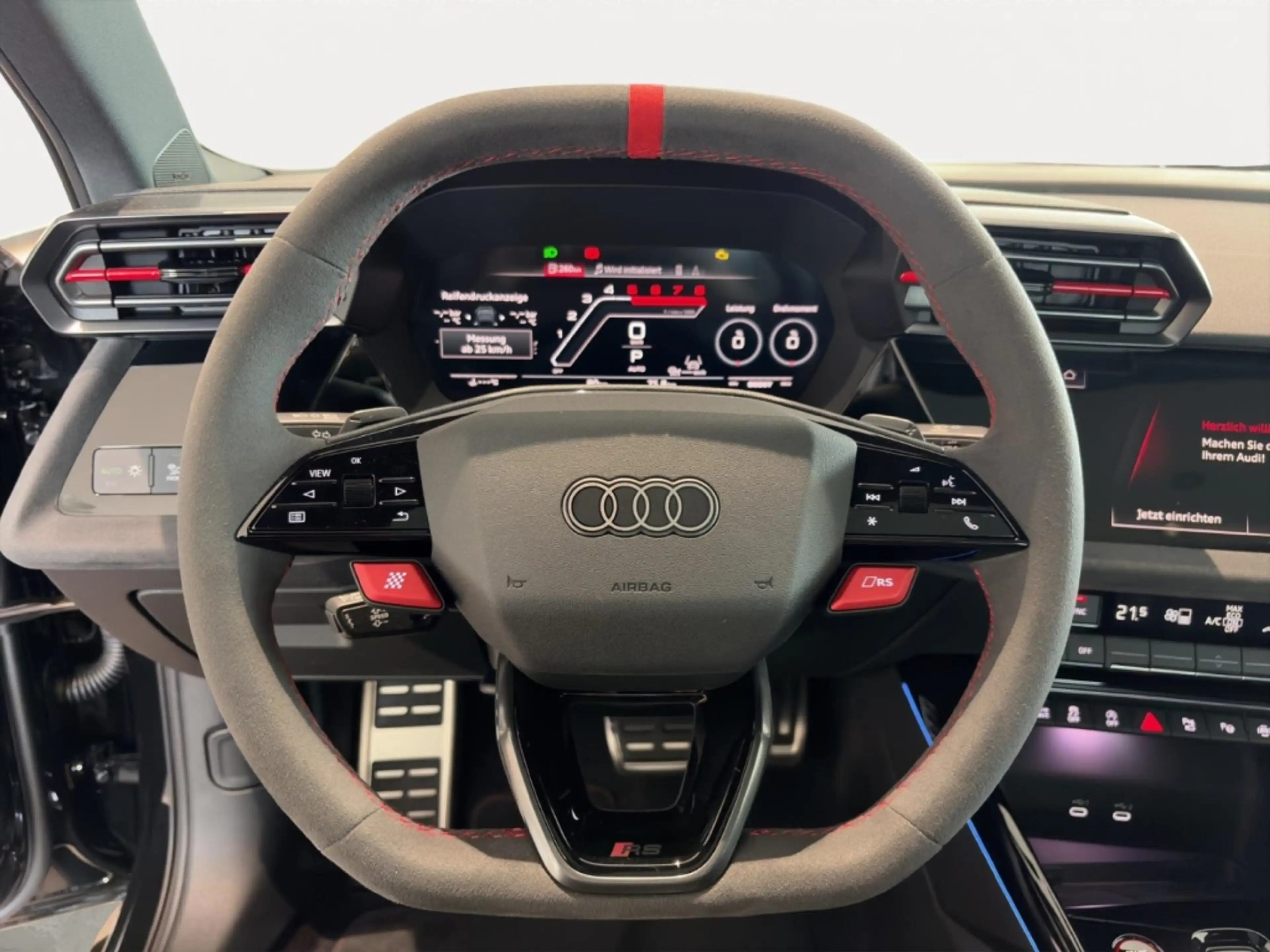 Audi RS3 Limousine S tronic — photo 9