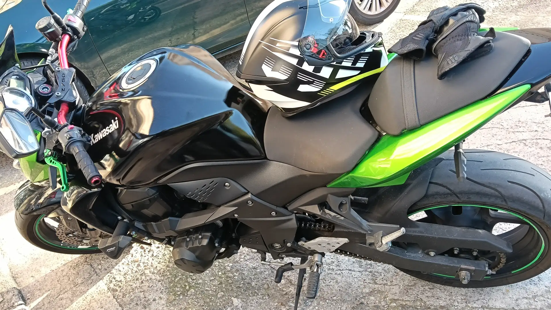 Kawasaki Z 750 Negro - 1