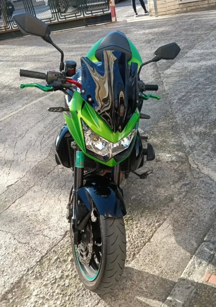 Kawasaki Z 750 Negro - 2