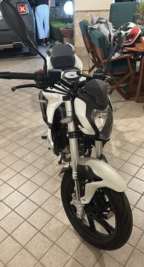 Benelli BN 125 - 2