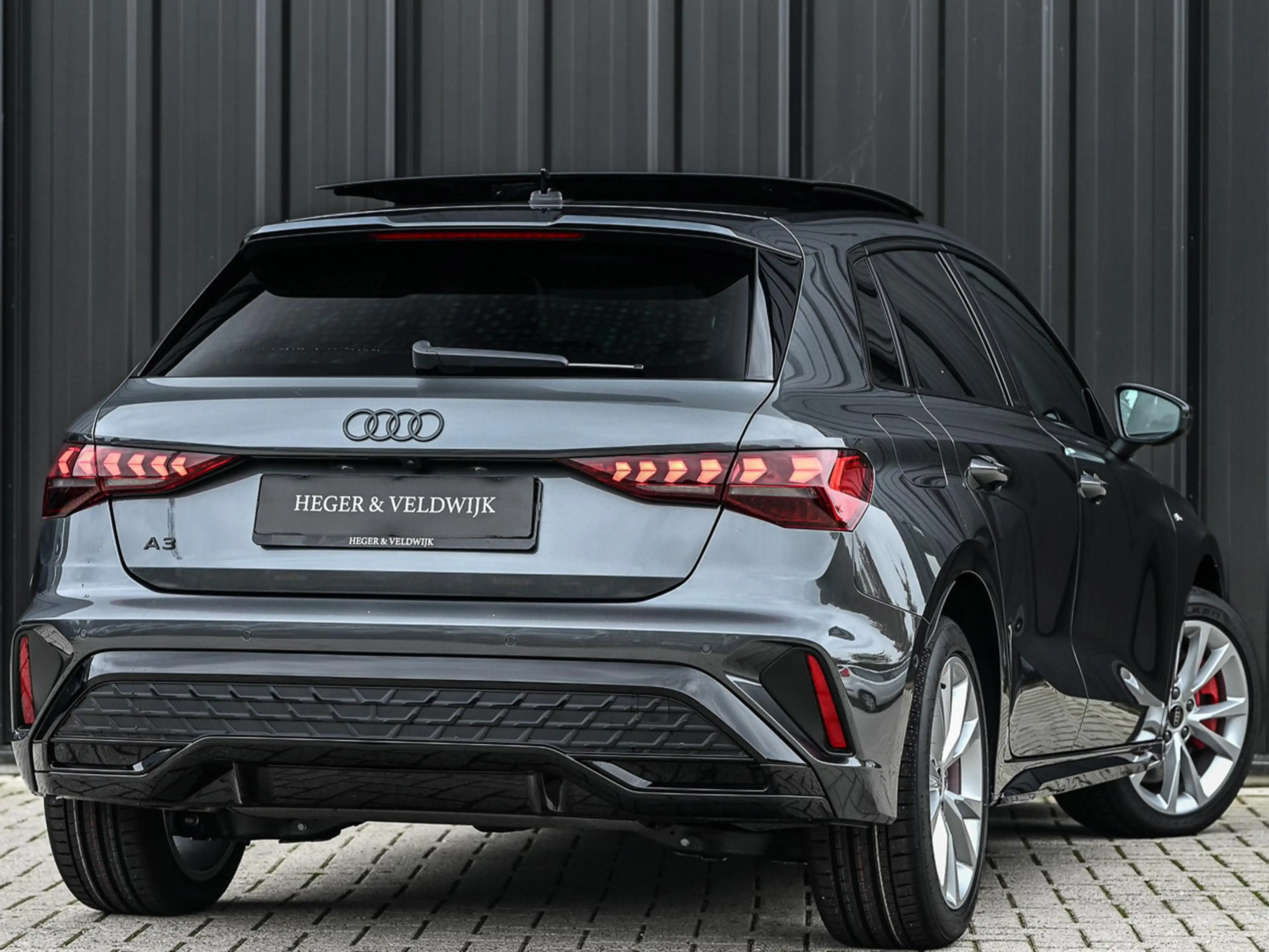 Audi A3 Sportback 45 TFSI e S edition Competition | Panora — photo 9