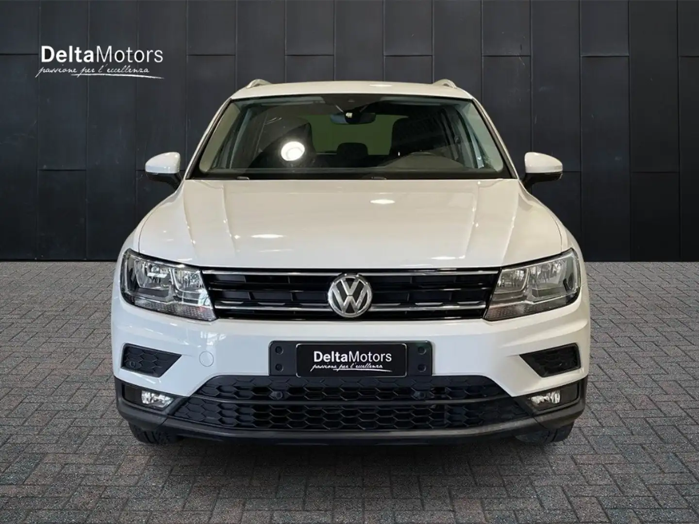 Volkswagen Tiguan II 2016 - Tiguan 2.0 tdi Business 150cv dsg Wit - 2