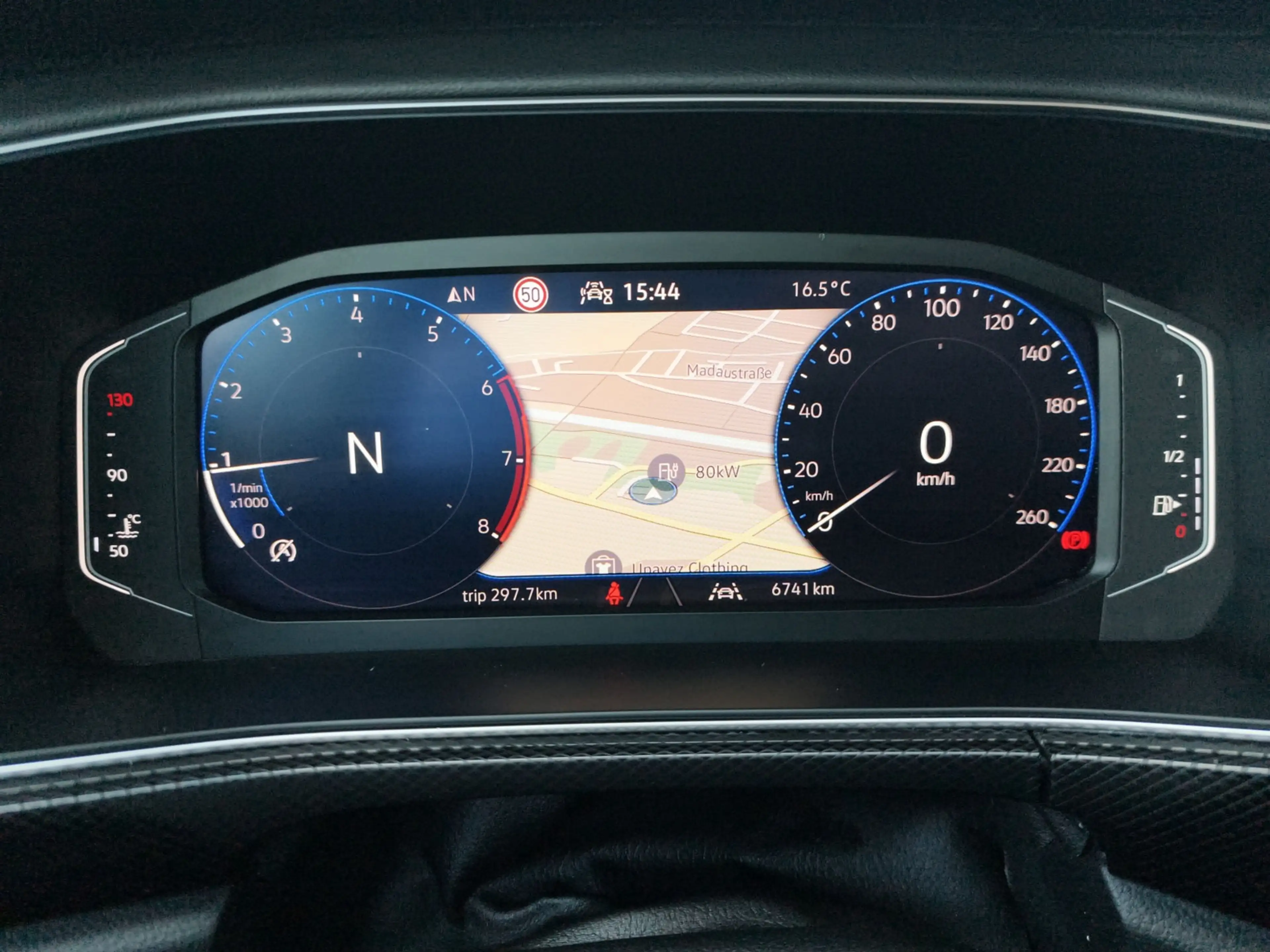 Volkswagen T-Cross 1,5 TSI DSG R-Line NAVI+SIDE.ASSIST+RÜCK.KAM+KEYL — photo 14