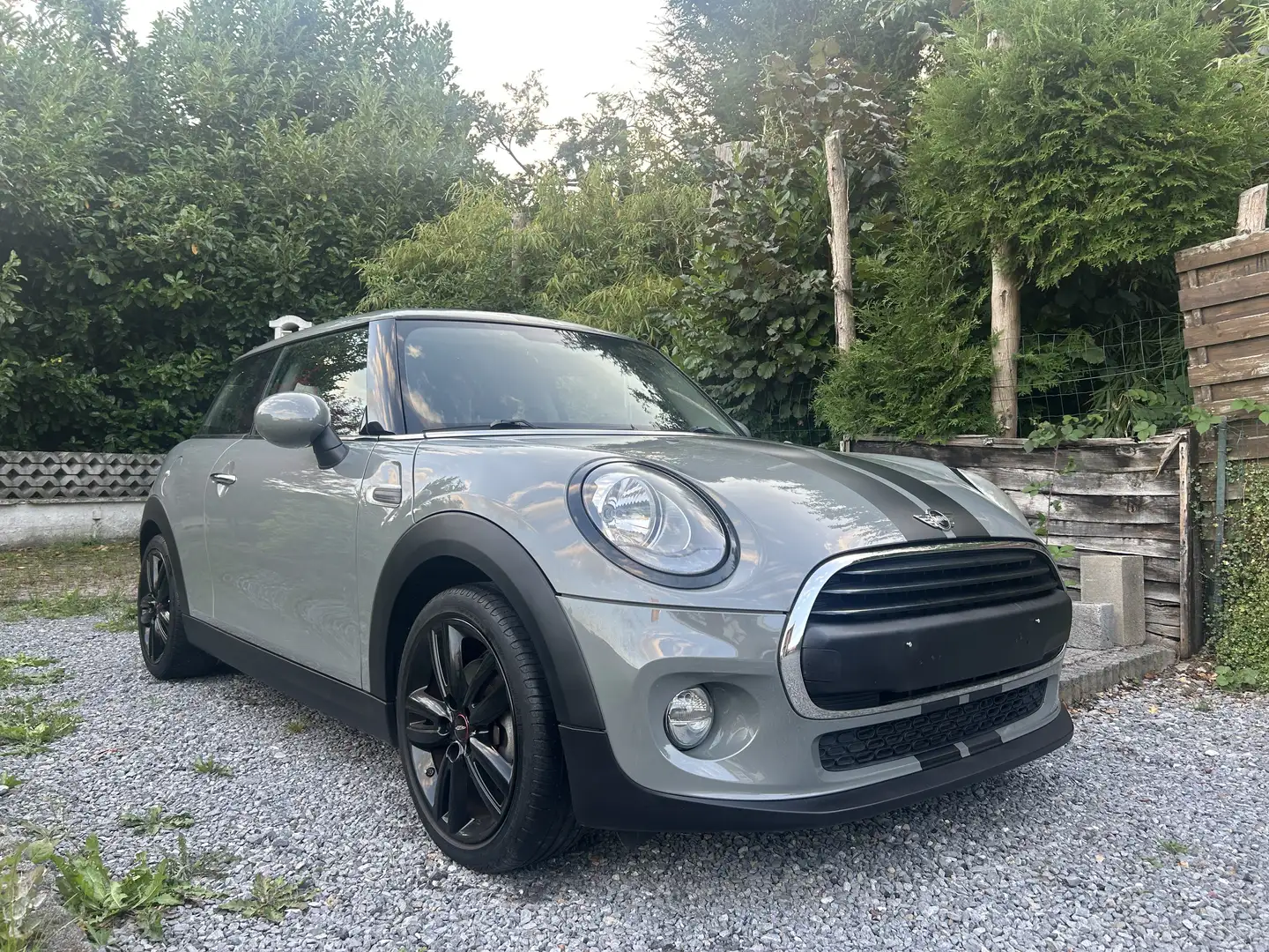 MINI One 1.2 First Edition *AIRCO*BLUETOOTH*SIEGES CHAUFF* - 1