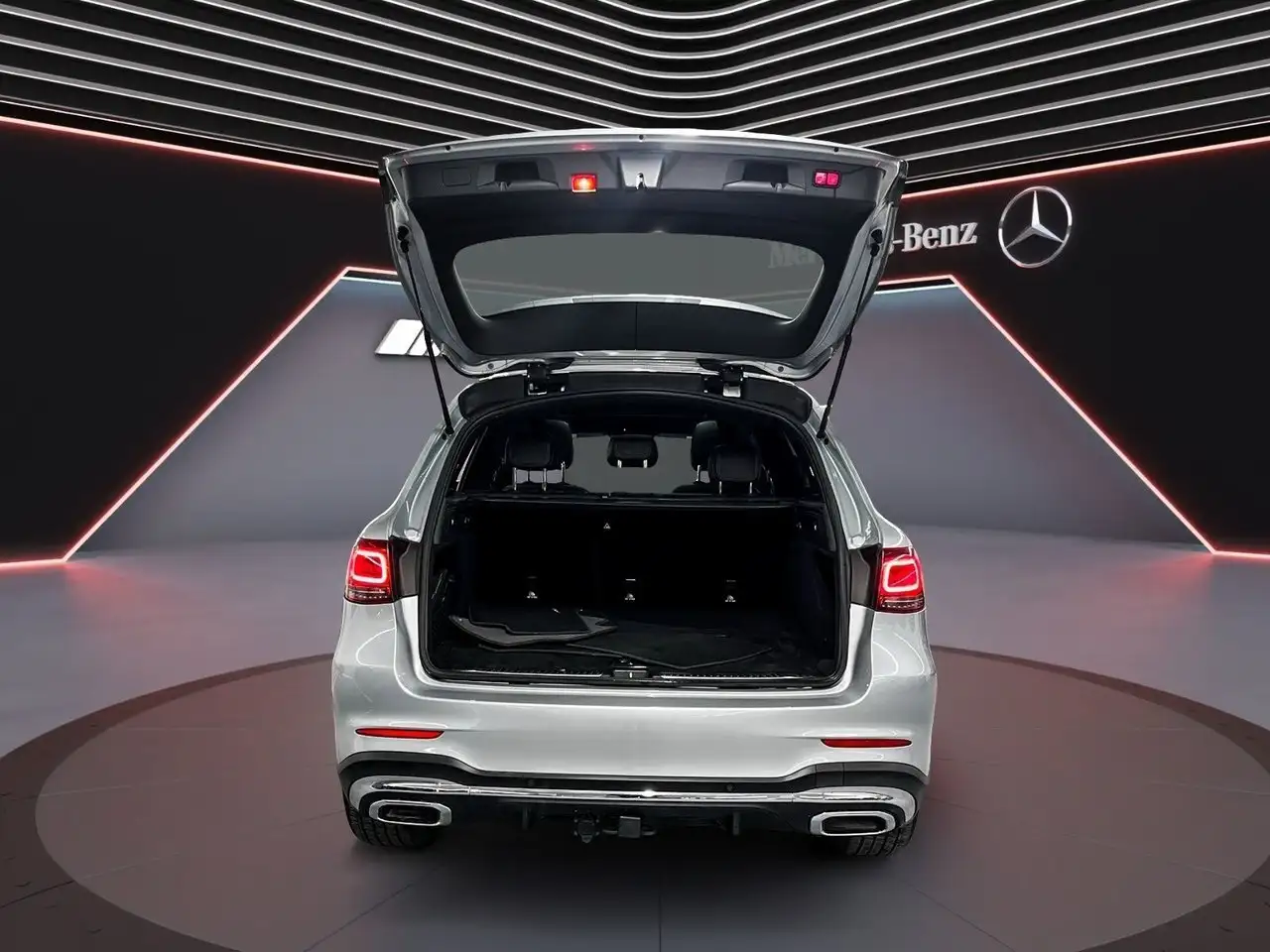 Mercedes-Benz GLC снимка Mercedes-Benz GLC