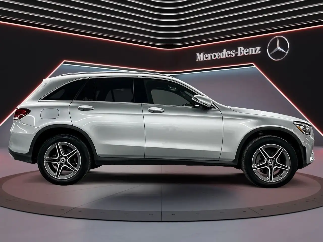 Mercedes-Benz GLC снимка Mercedes-Benz GLC