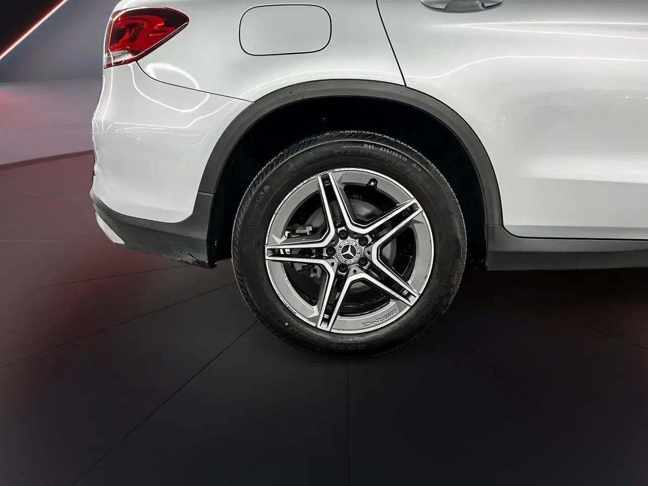 Mercedes-Benz GLC снимка Mercedes-Benz GLC