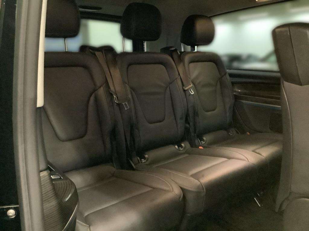 Mercedes-Benz V 300
