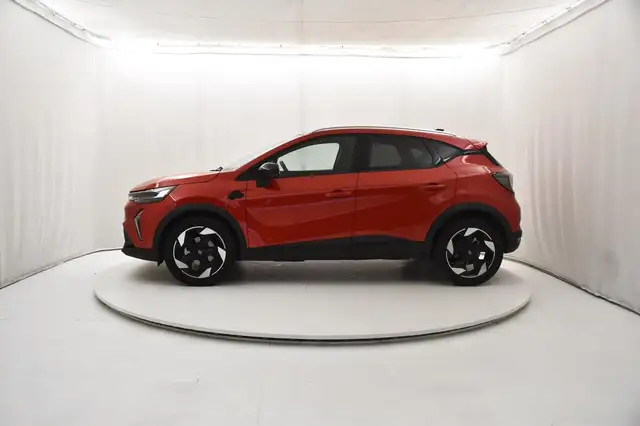 Renault Captur view 2