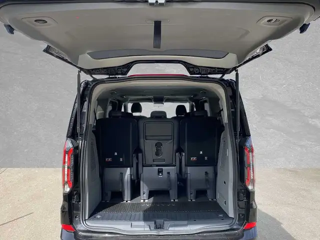 Ford Tourneo Custom view 10