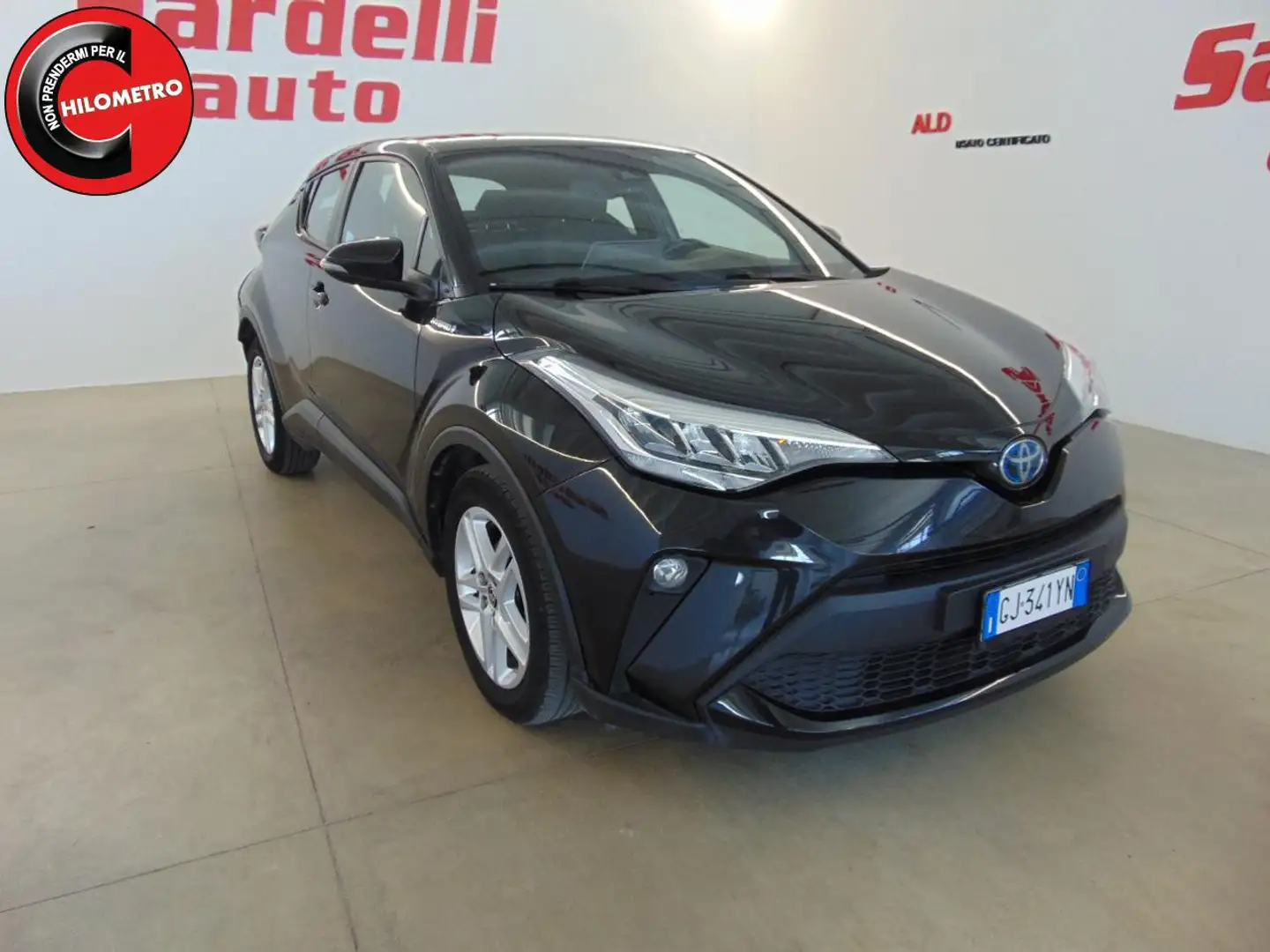 Toyota C-HR 1.8 Hybrid E-CVT Active Nero - 2