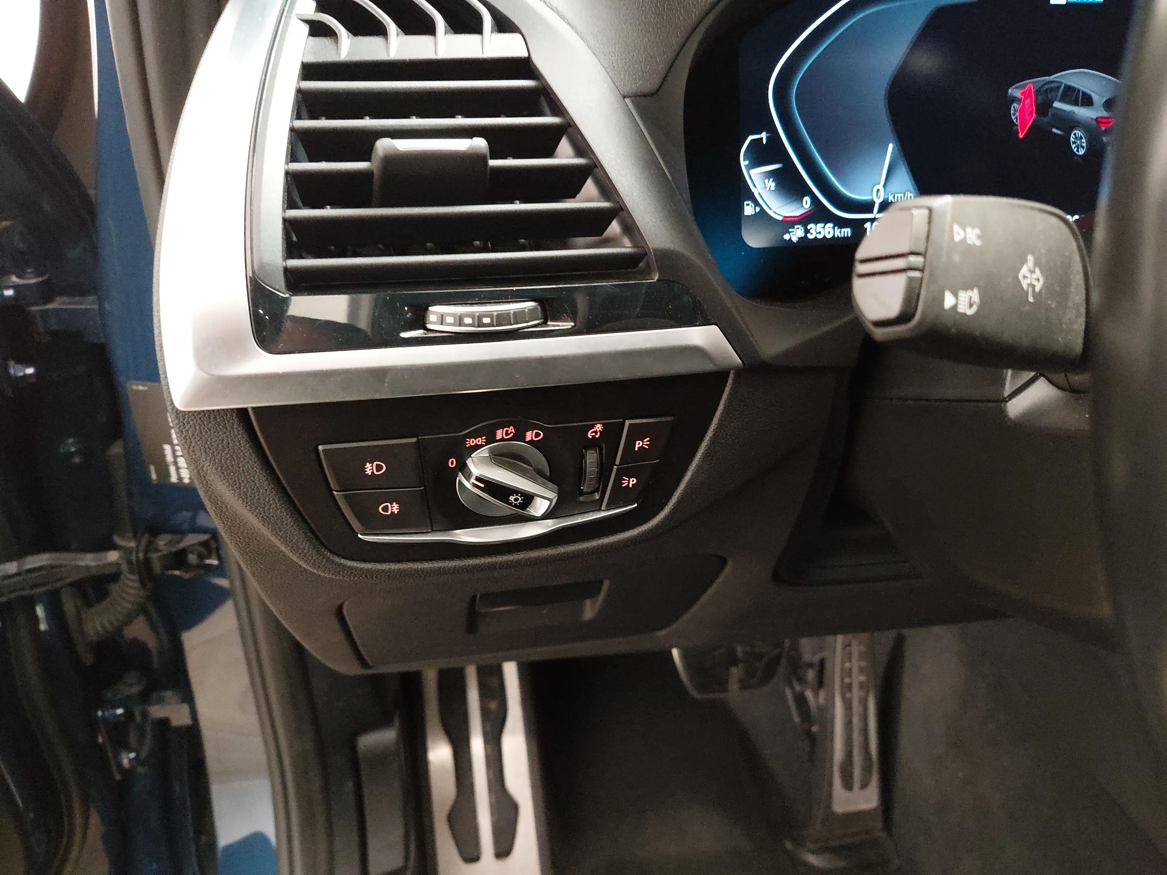 BMW X3 xDrive30e M-Sport Shadow T-Leder Navi LED — photo 7