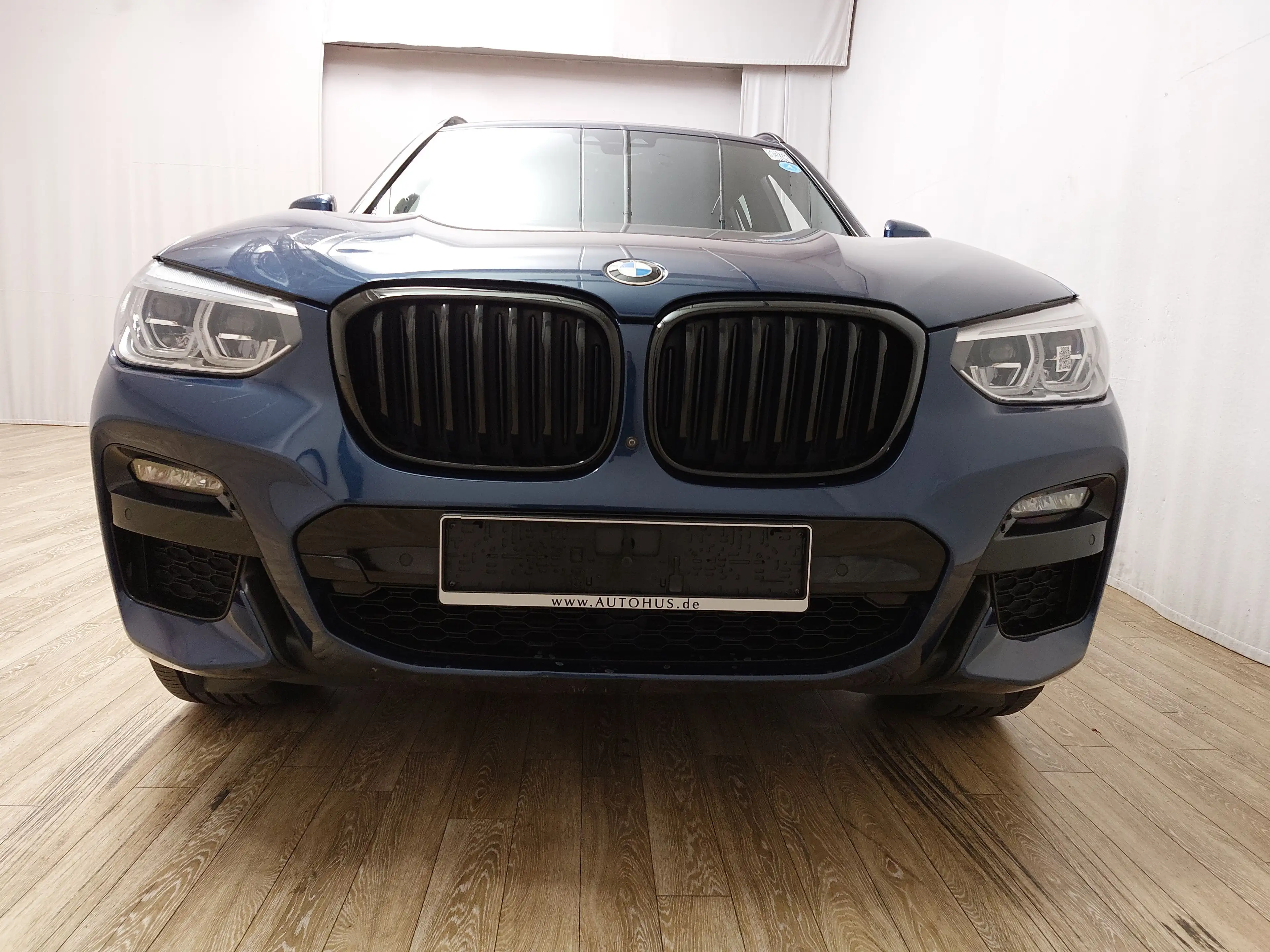 BMW X3 xDrive30e M-Sport Shadow T-Leder Navi LED — photo 9