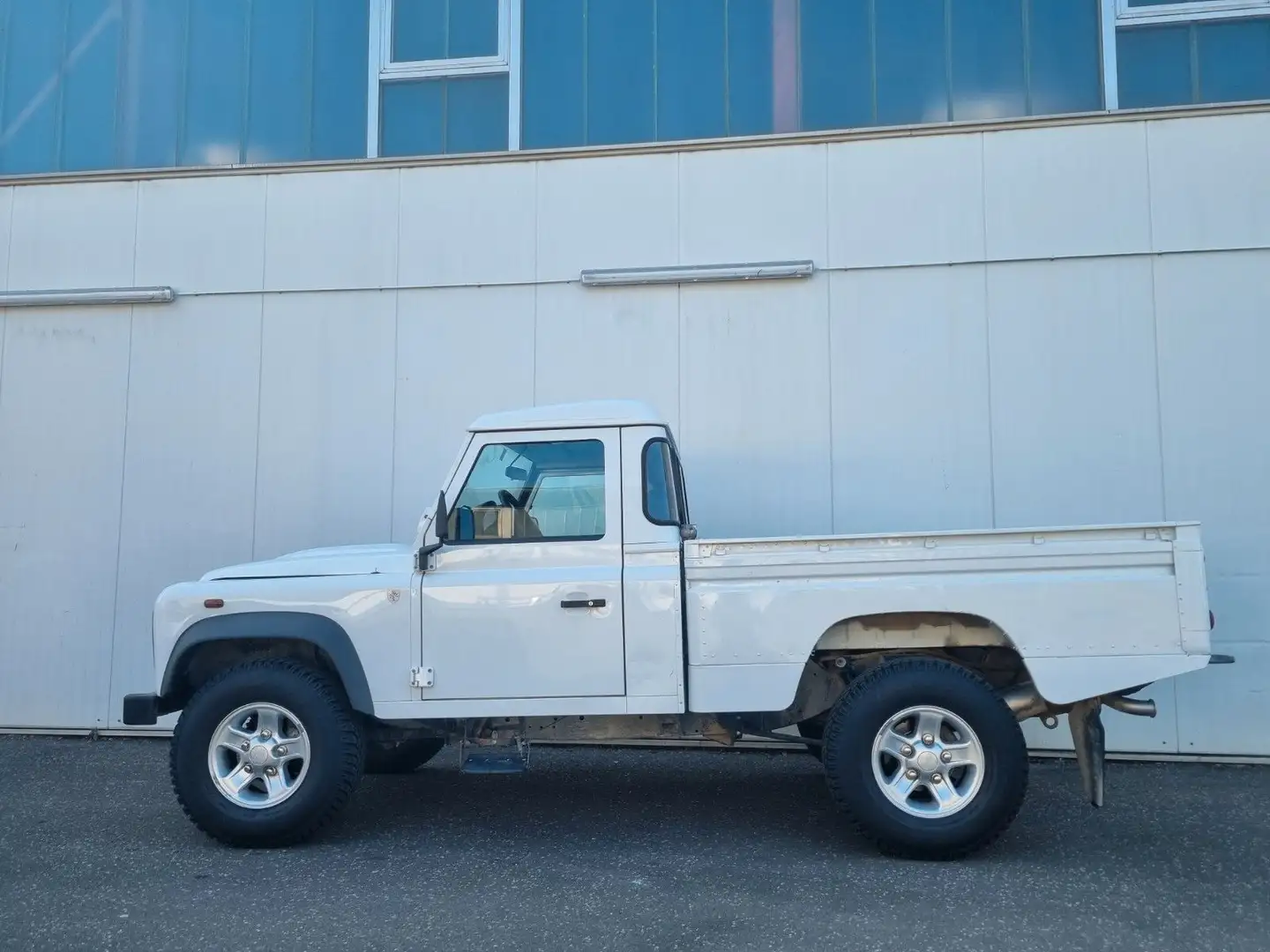 Land Rover Defender 110 TD HCPU / Pick-up / Werbeträger Weiß - 1