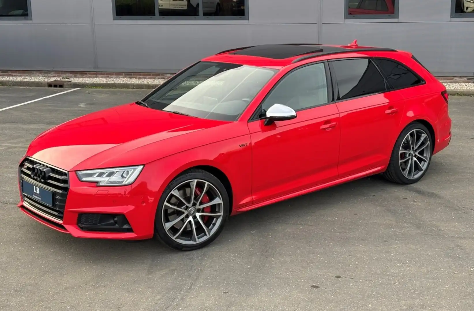 Audi S4 Avant, 3.0 TFSI Quattro S-tronic, Voll Rood - 1