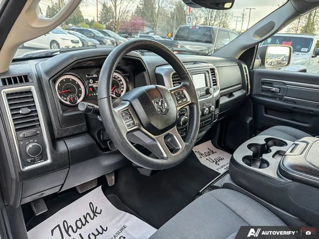 RAM 1500 снимка RAM 1500