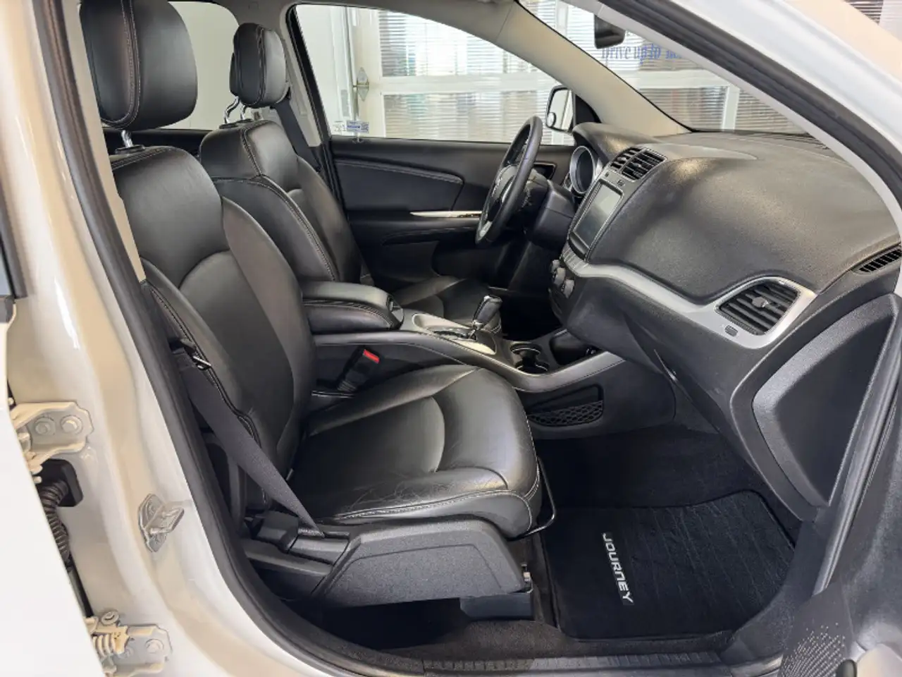Dodge Journey photo Dodge Journey