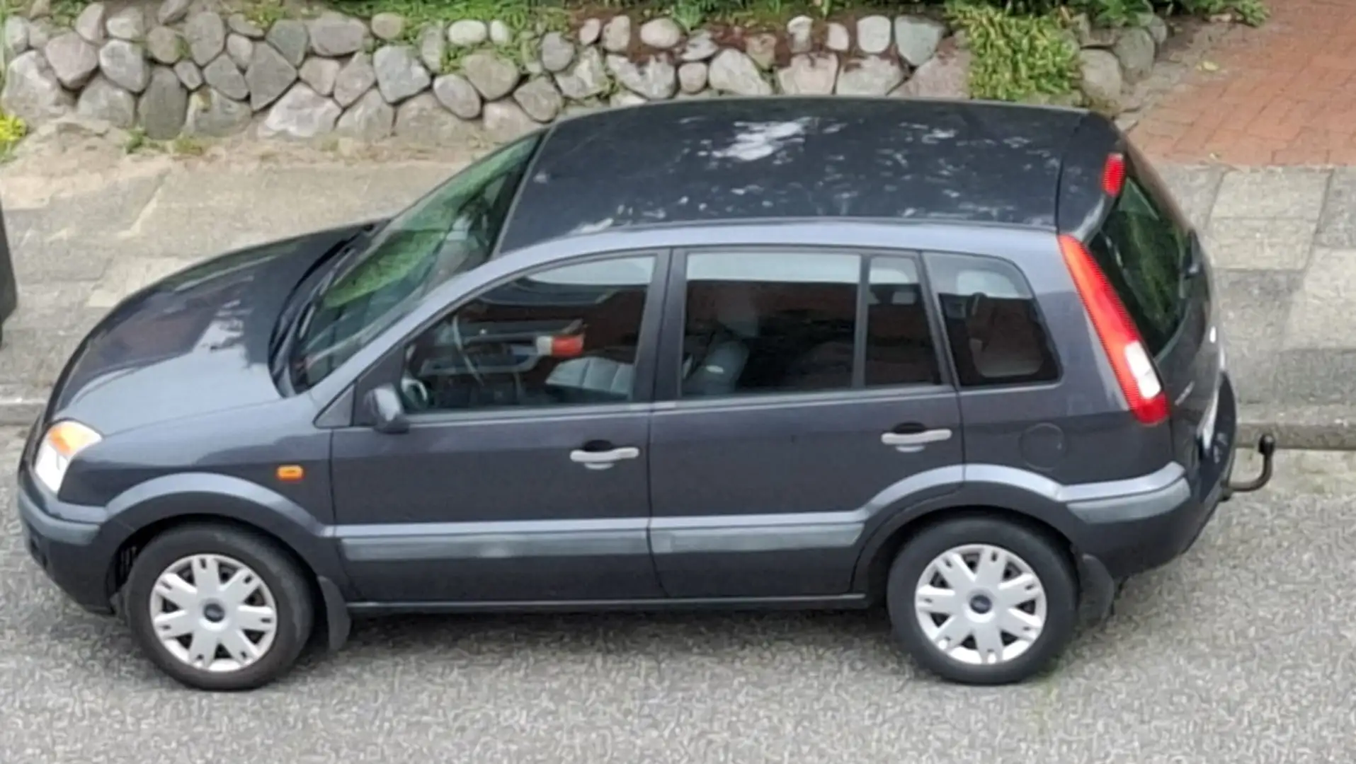 Ford Fusion Fusion 1.4 Fun X Duratec 16V Gris - 1