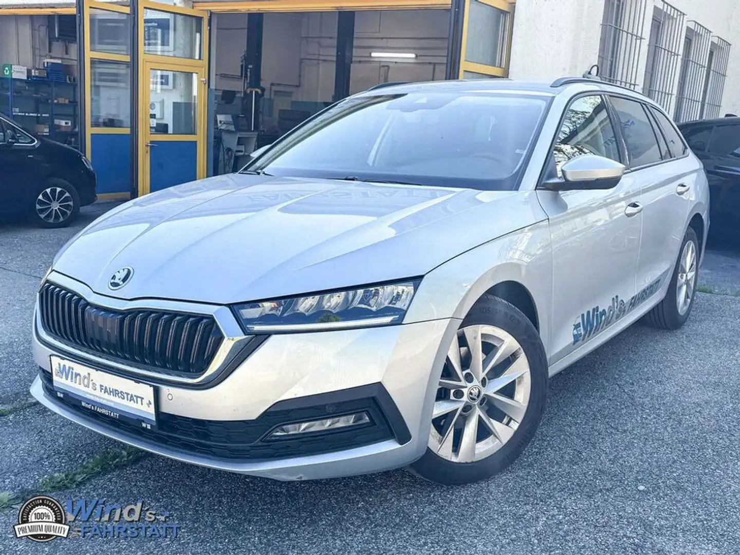 Skoda Octavia Ambition Kombi ACC / Keyless/ Silber - 1