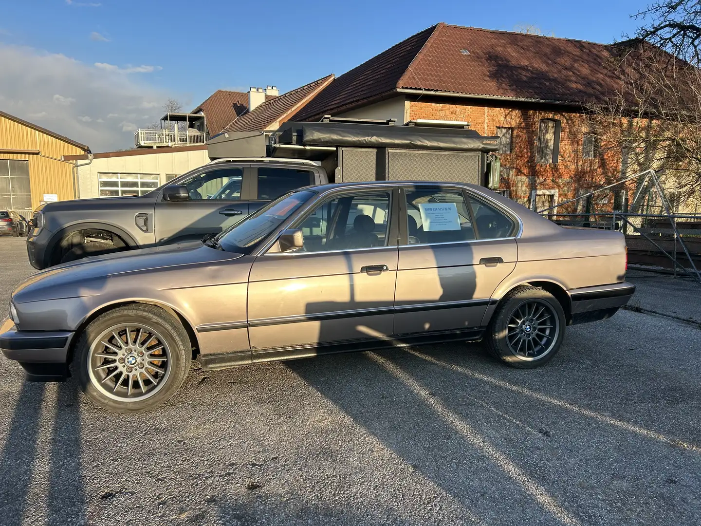 BMW 525 525i (M50) - 2