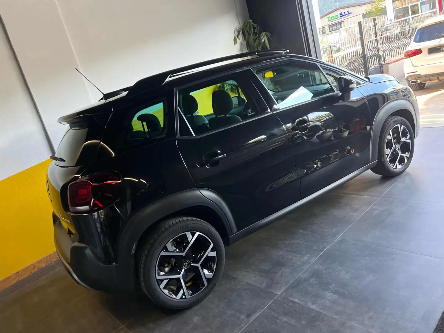 Citroen C3 Aircross PureTech 110 S&S Shine Pack Nero - 2