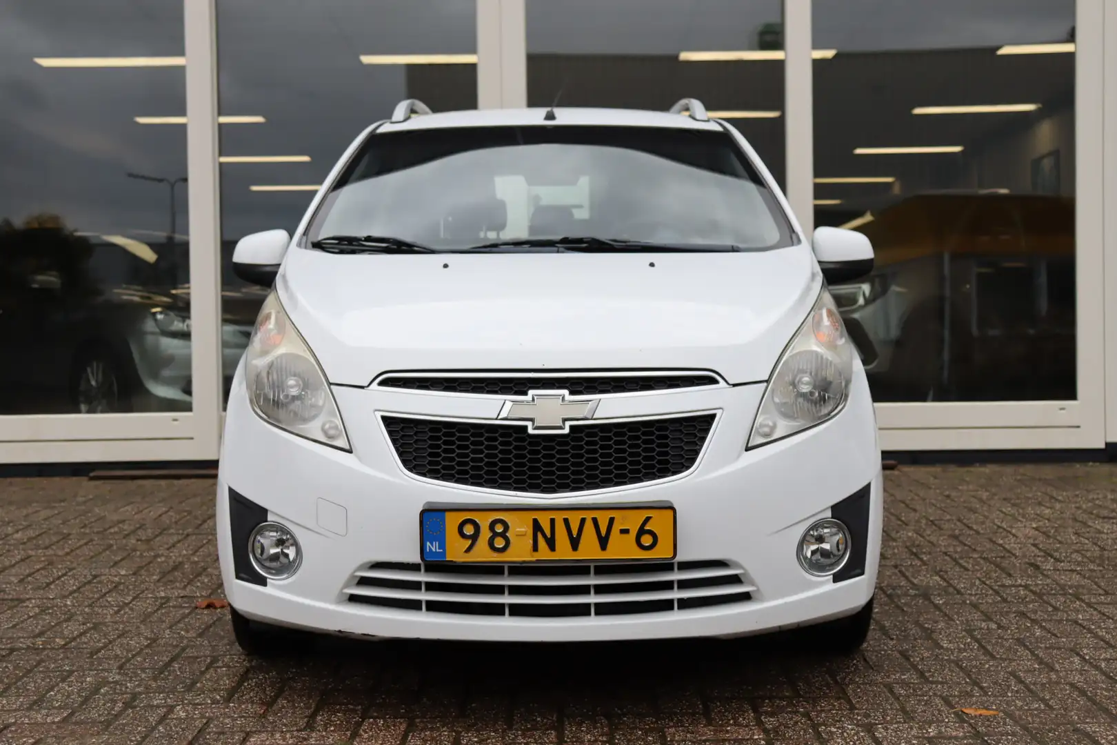 Chevrolet Spark 1.0 16V LS Bi-Fuel, AIRCO, NAP, EL. RAMEN Prijs is Blanc - 2