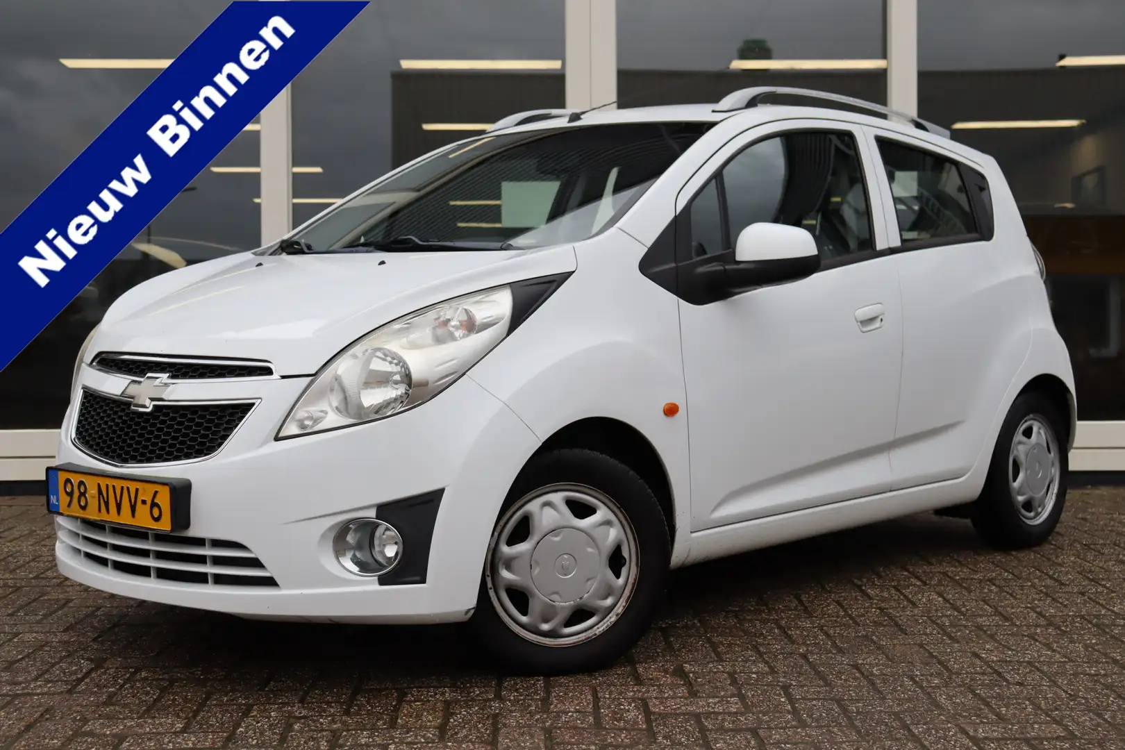 Chevrolet Spark 1.0 16V LS Bi-Fuel, AIRCO, NAP, EL. RAMEN Prijs is Blanco - 1