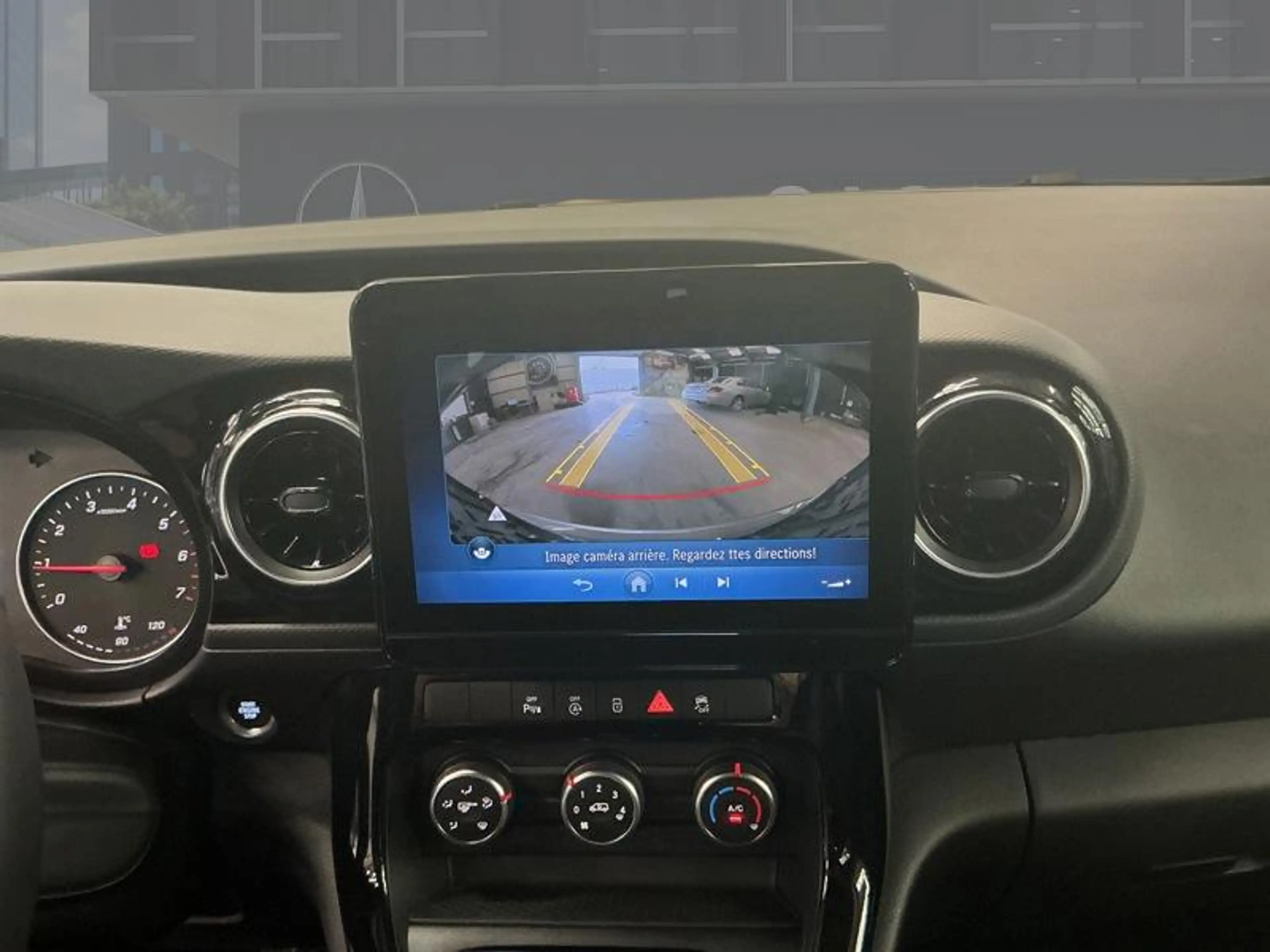 Mercedes-Benz T-Class Classe T 180 Style standard — photo 15
