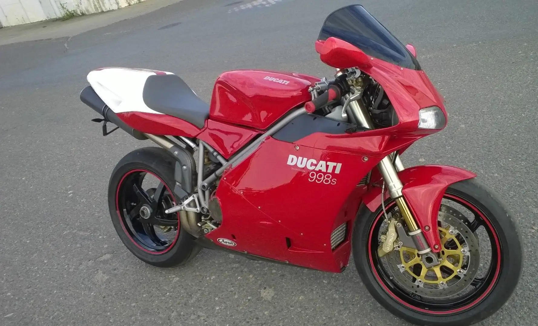 Ducati 998 Rood - 1