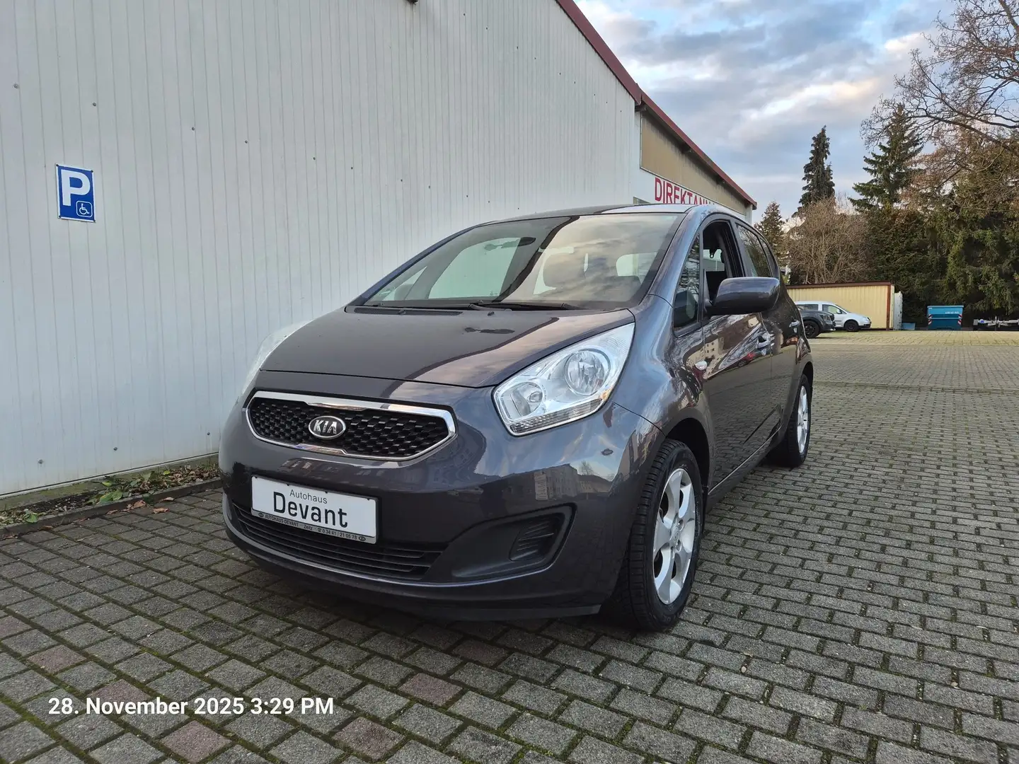 Kia Venga Business Line / Allwetterreifen/hoher Einstieg Grau - 1