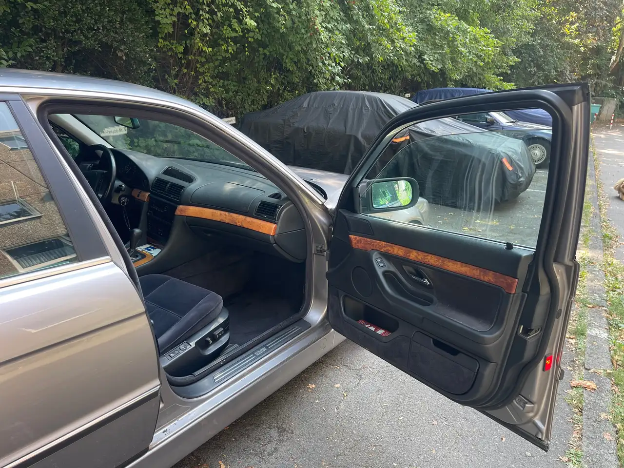 BMW 730i, foto 7