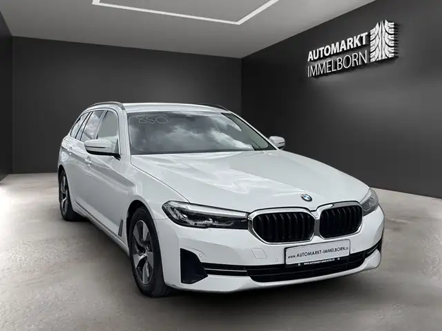 BMW 5 Series view 2