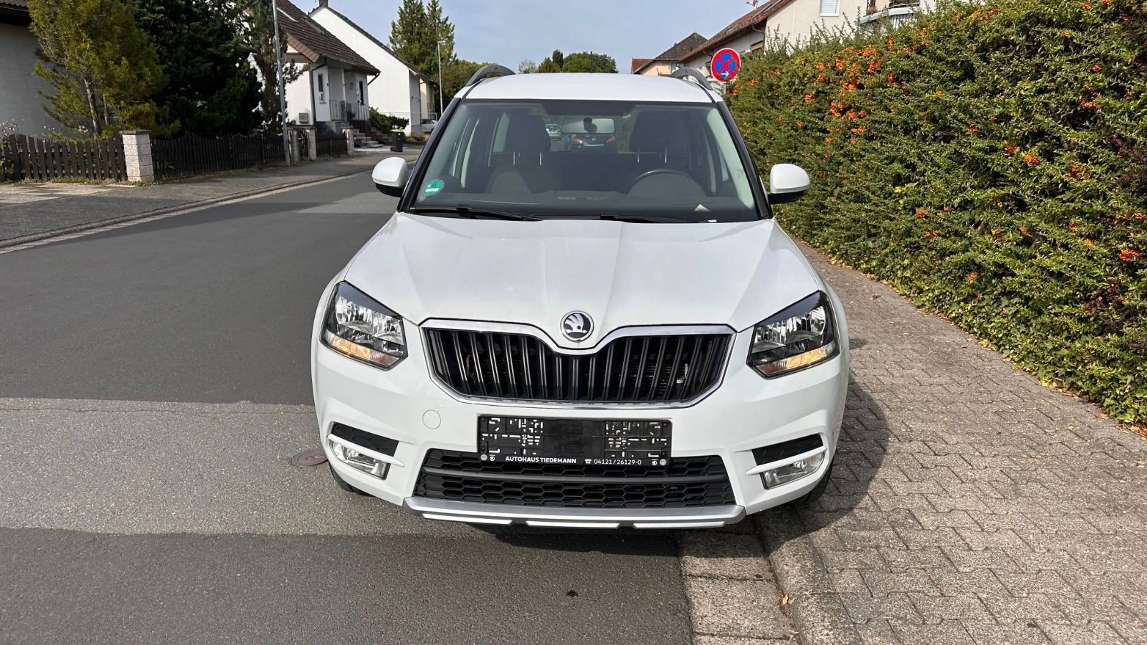 Skoda Yeti Cool Edition, AHK, scheckheftgepflegt, 2. — photo 2