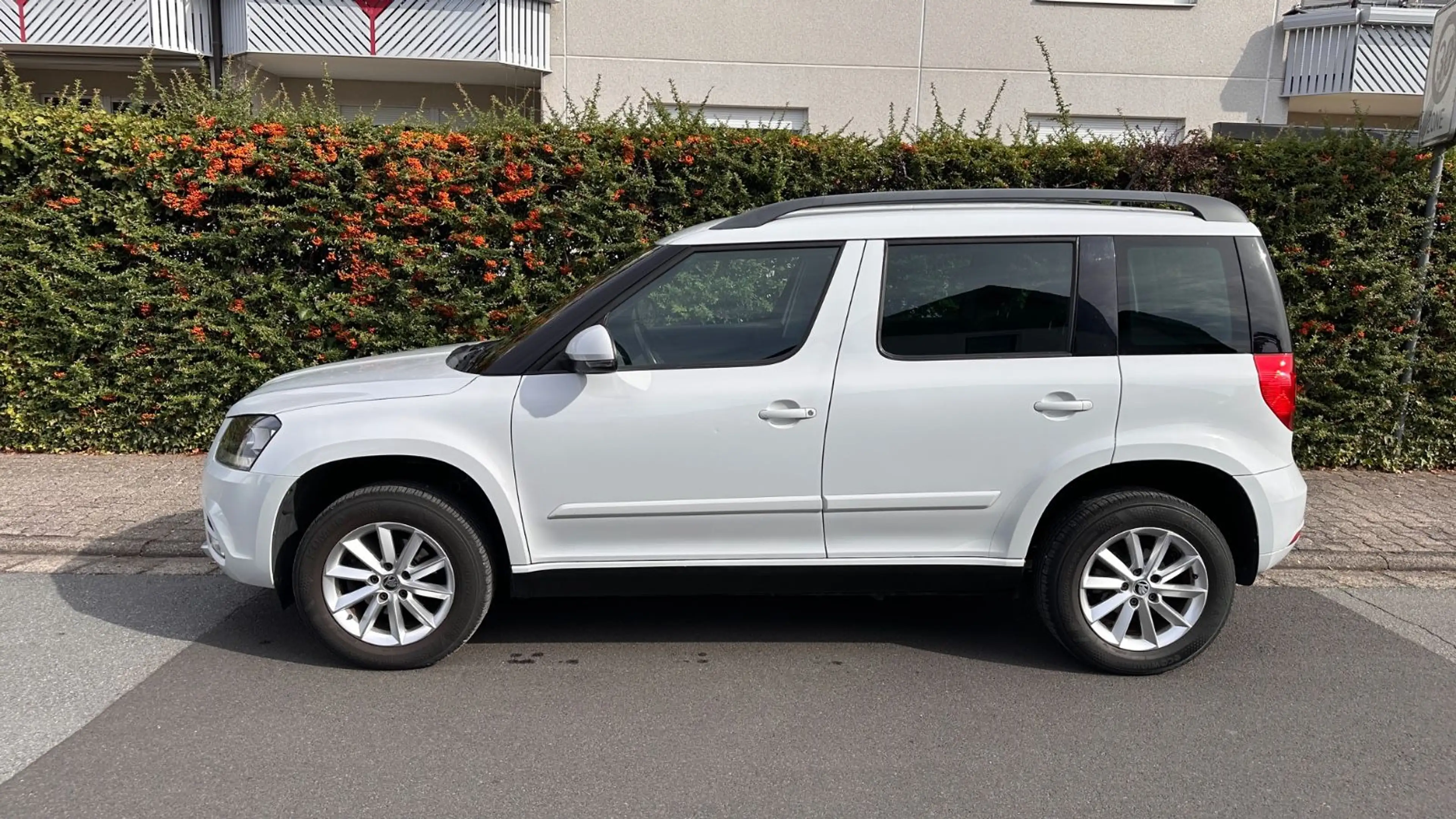 Skoda Yeti Cool Edition, AHK, scheckheftgepflegt, 2. — photo 7