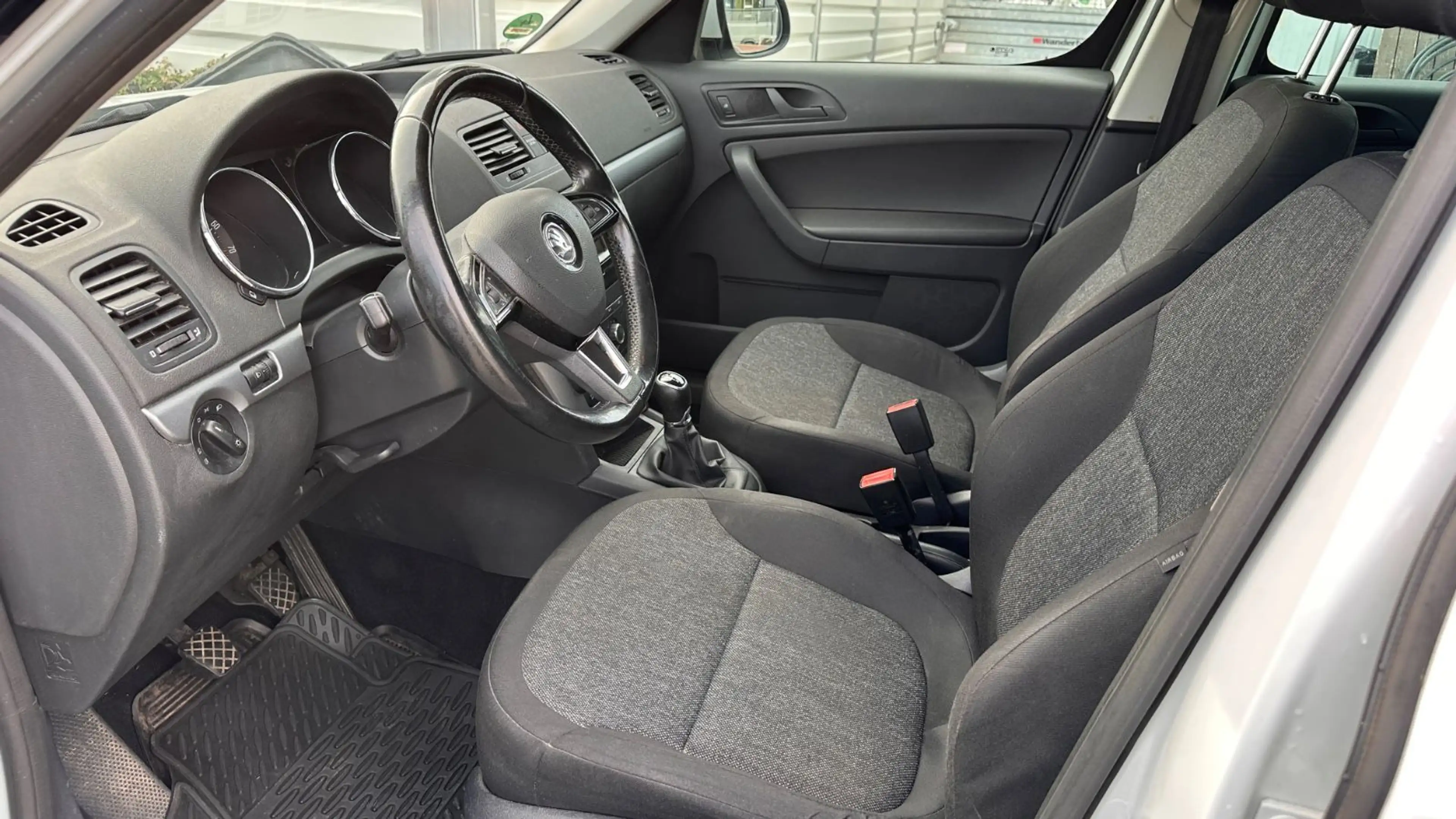 Skoda Yeti Cool Edition, AHK, scheckheftgepflegt, 2. — photo 13