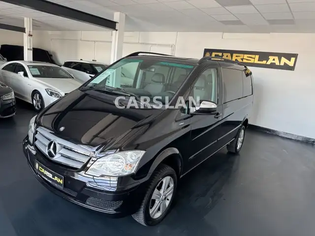 Mercedes-Benz Viano view 4