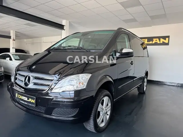 Mercedes-Benz Viano view 7