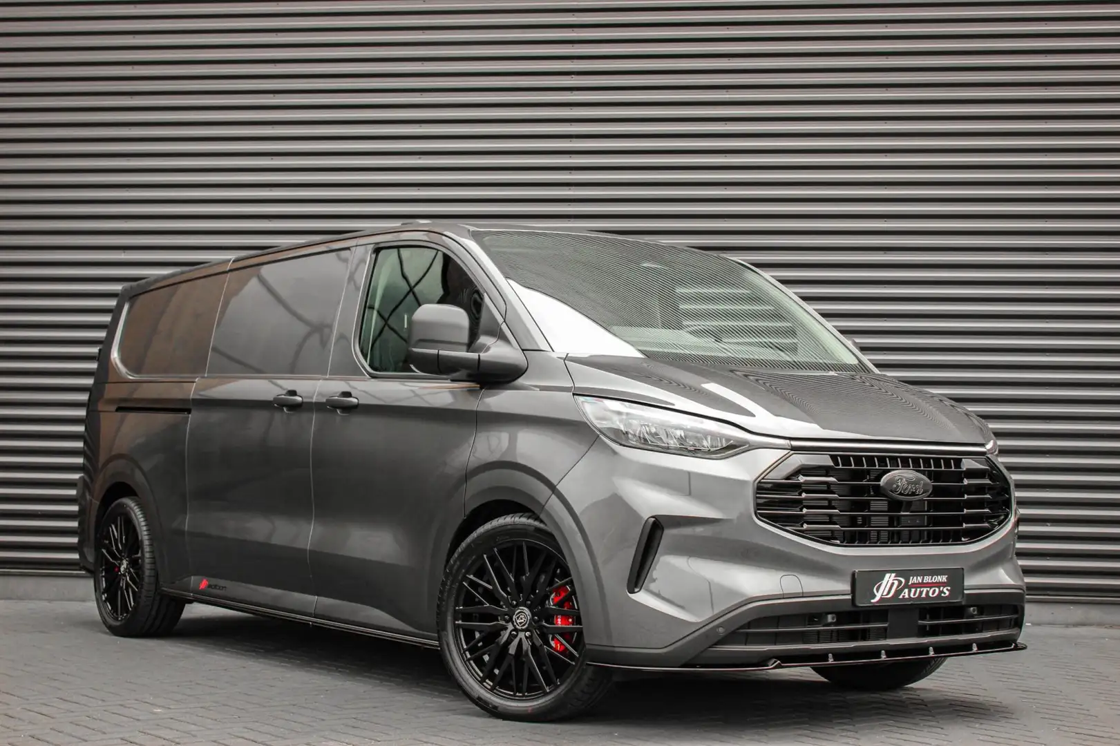 Ford Transit Custom 300 2.0 TDCI L2H1 AUTOMAAT 136PK JB- EDITION / FUL Grijs - 2