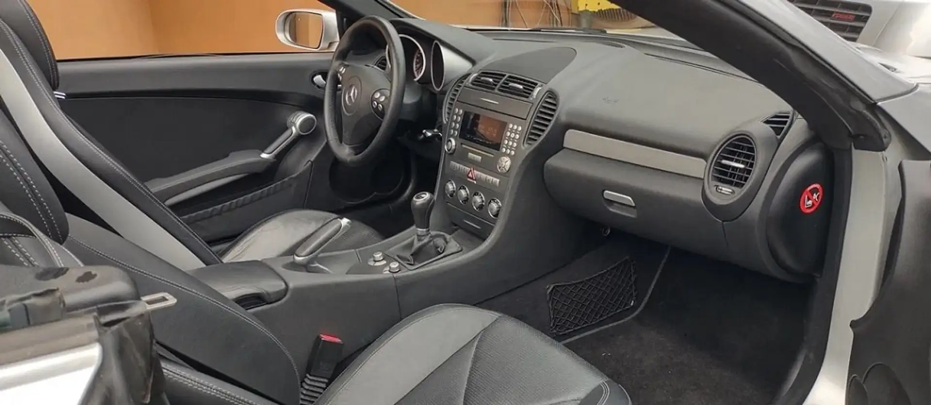 Mercedes-Benz SLK 200 Kompressor Argintiu - 2