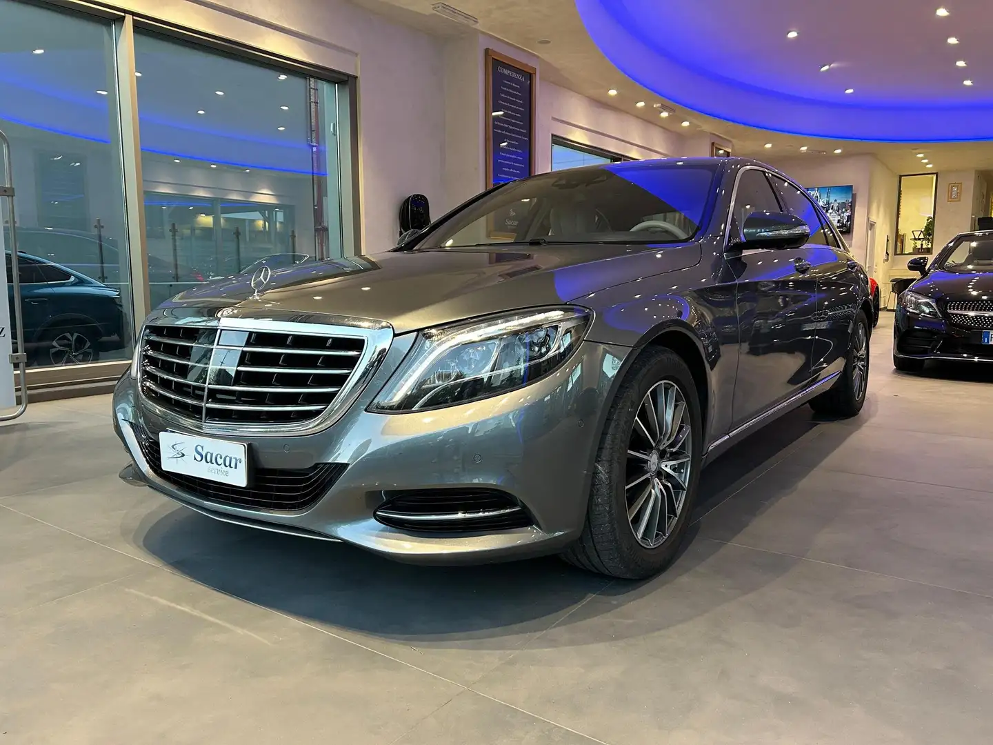 Mercedes-Benz S 500 S 500 V8 Maximum 4matic lunga auto Grigio - 1
