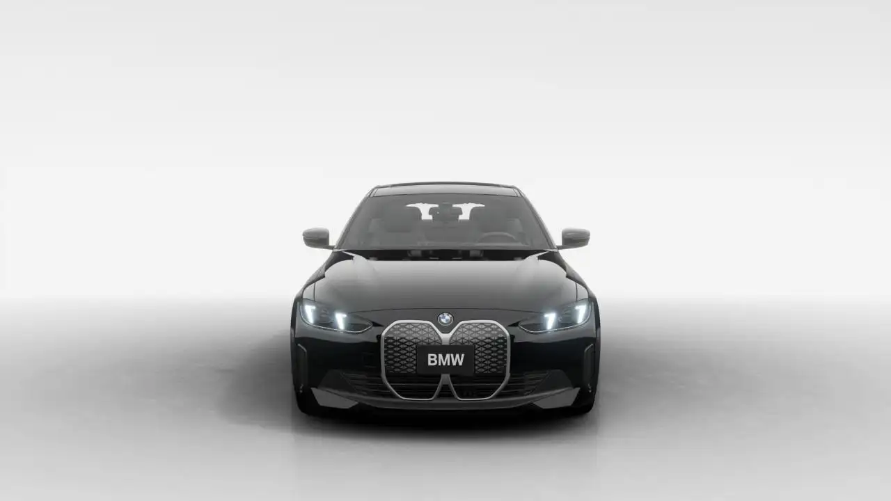BMW i4 снимка BMW i4