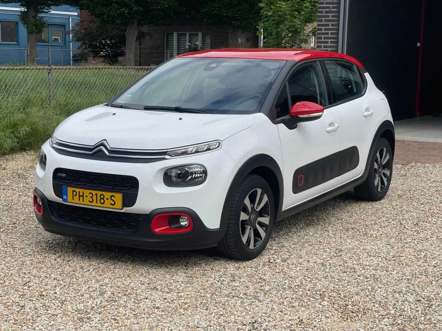 Citroen C3 1.2 PureTech Shine |CAMERA|PDC|LANE|CARPLAY|NAP Blanc - 1