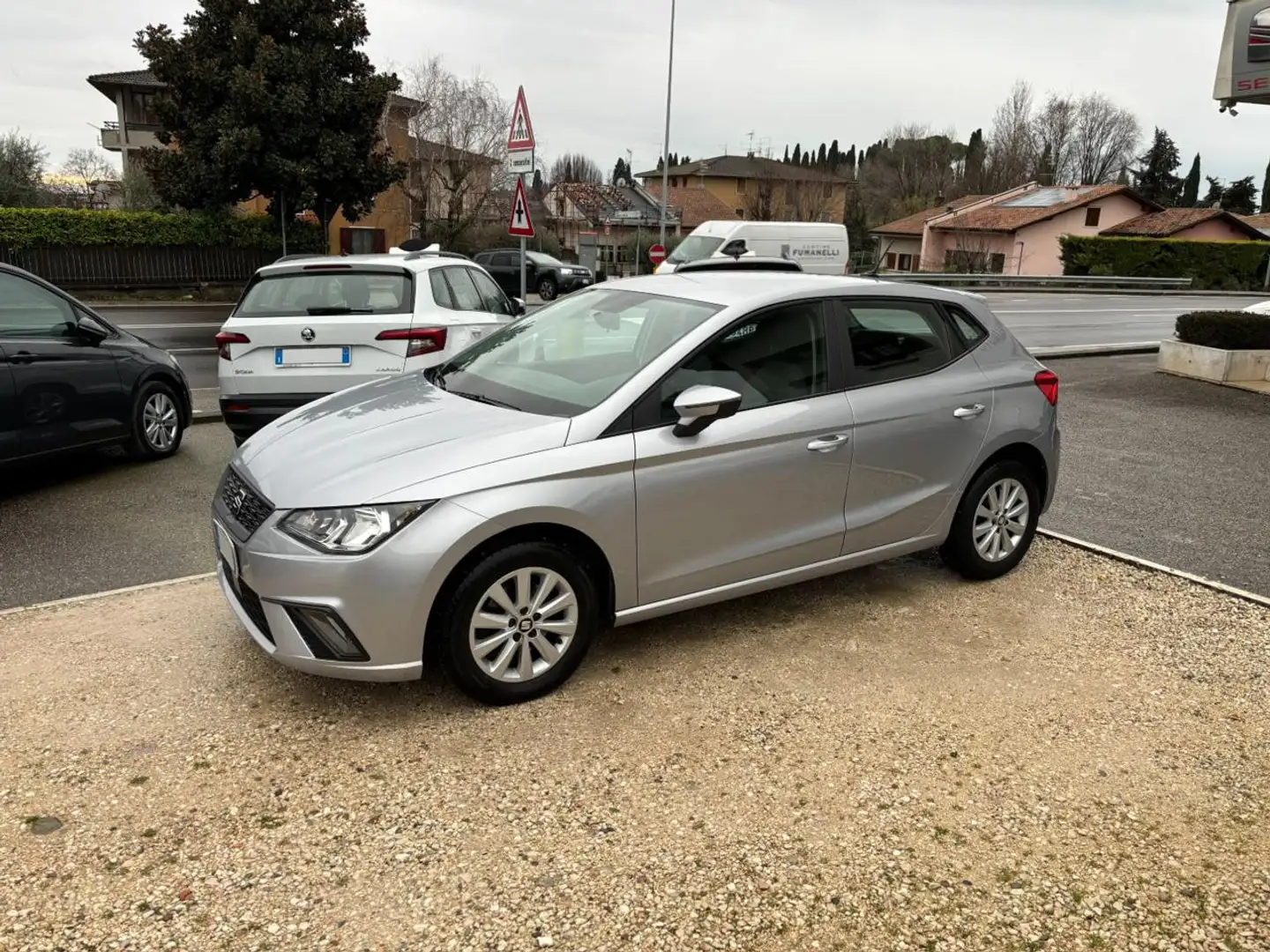 SEAT Ibiza 1.6 TDI 95 CV 5 porte Business NEOPATENTATI Argent - 1