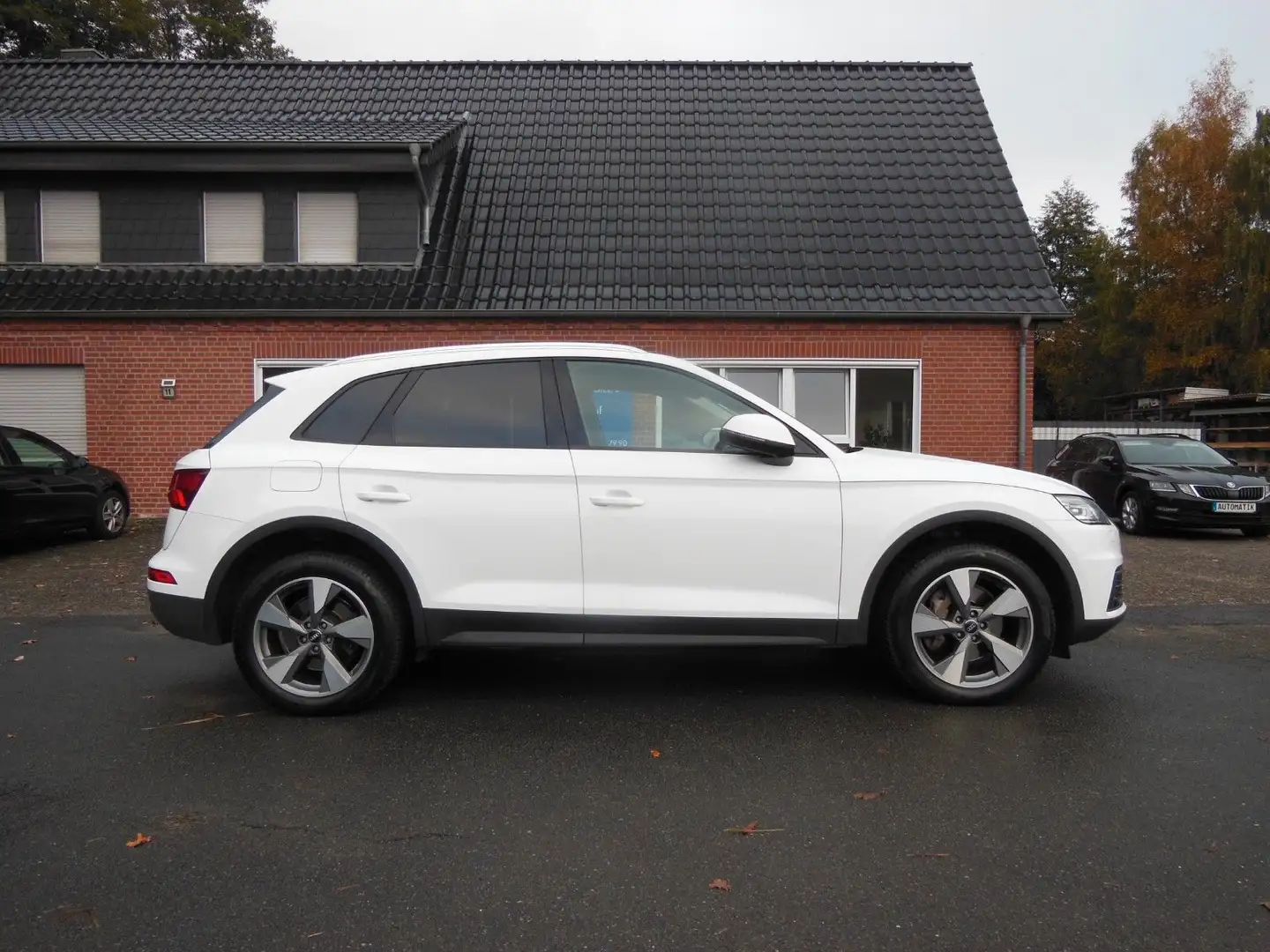 Audi Q5 40 TDI quattro AHK/19"/NAV/el.HECKKLAPPE Blanc - 2